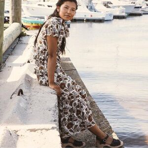 Faherty Ruffle Trim Tassel Tie V Neck Bonita Avignon Meadow Midi Dress